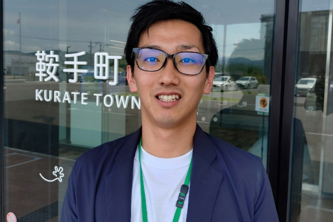 低コストで実現！毎月の支払伝票作成の自動化で時間短縮｜RPA女子×マクロマン導入の効果という事例の表紙